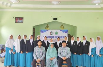 Pentingnya dan Manfaat Mondok di Pesantren bagi Generasi Muslim