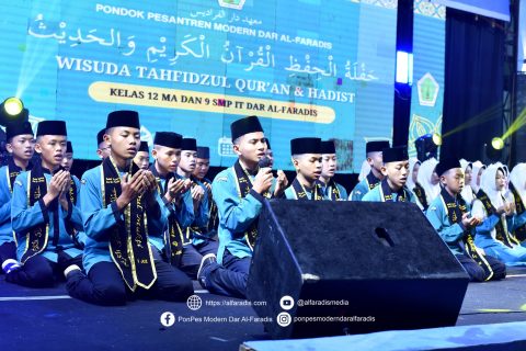 Wisuda Tahfidz dan Panggung Gembira